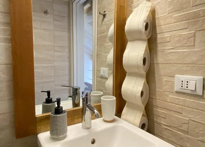 The Artful Flat *
