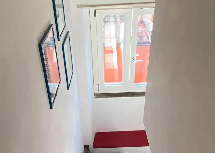The Artful Flat *
